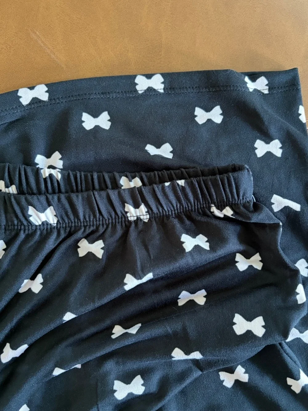Kate Spade New York Bows Pajama Set Black White NWT womens size small soft comfy